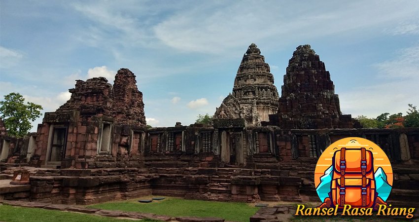 Sejarah & Arsitektur: Kunjungan Benteng Kuno Thailand