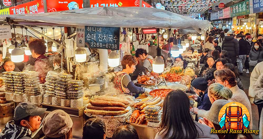 Pasar Tradisional Pyongyang Jendela Budaya Korea Utara